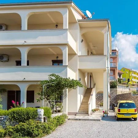 Nikol-2 By Interhome Appartement