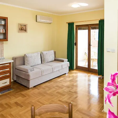 Nikol-2 By Interhome Apartament Crikvenica