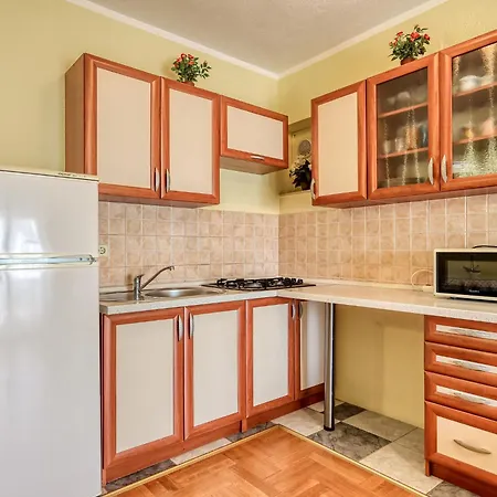 Nikol-2 By Interhome Apartament *