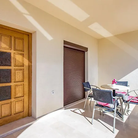 Nikol-2 By Interhome Apartament *
