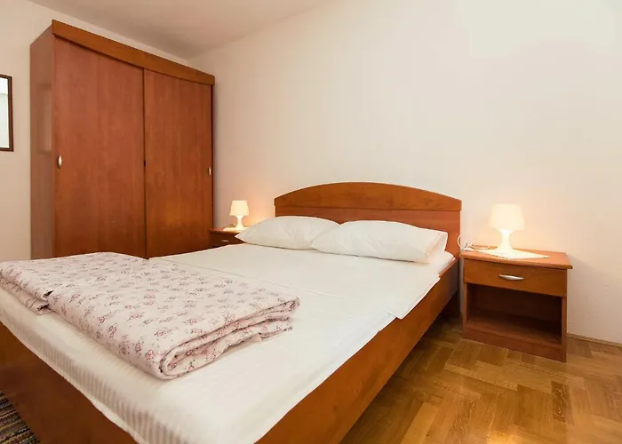 Nikol-2 By Interhome Apartmán *